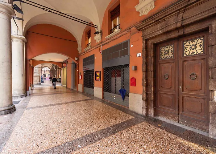 Le Torri, By Short Holidays