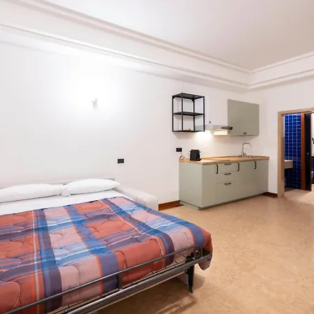 Le Torri, By Short Holidays Apartment Bologna
