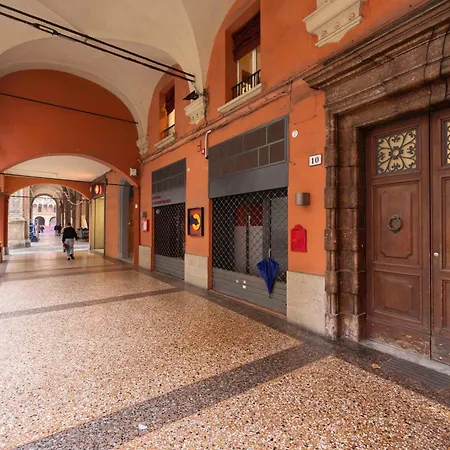 Le Torri, By Short Holidays